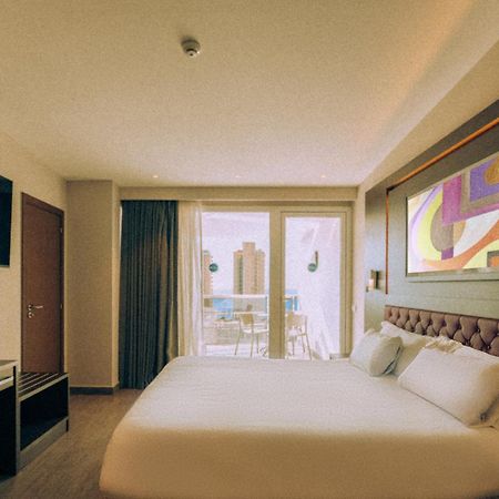 Marina Resort Benidorm - The Original Benidorm Vibe מראה חיצוני תמונה