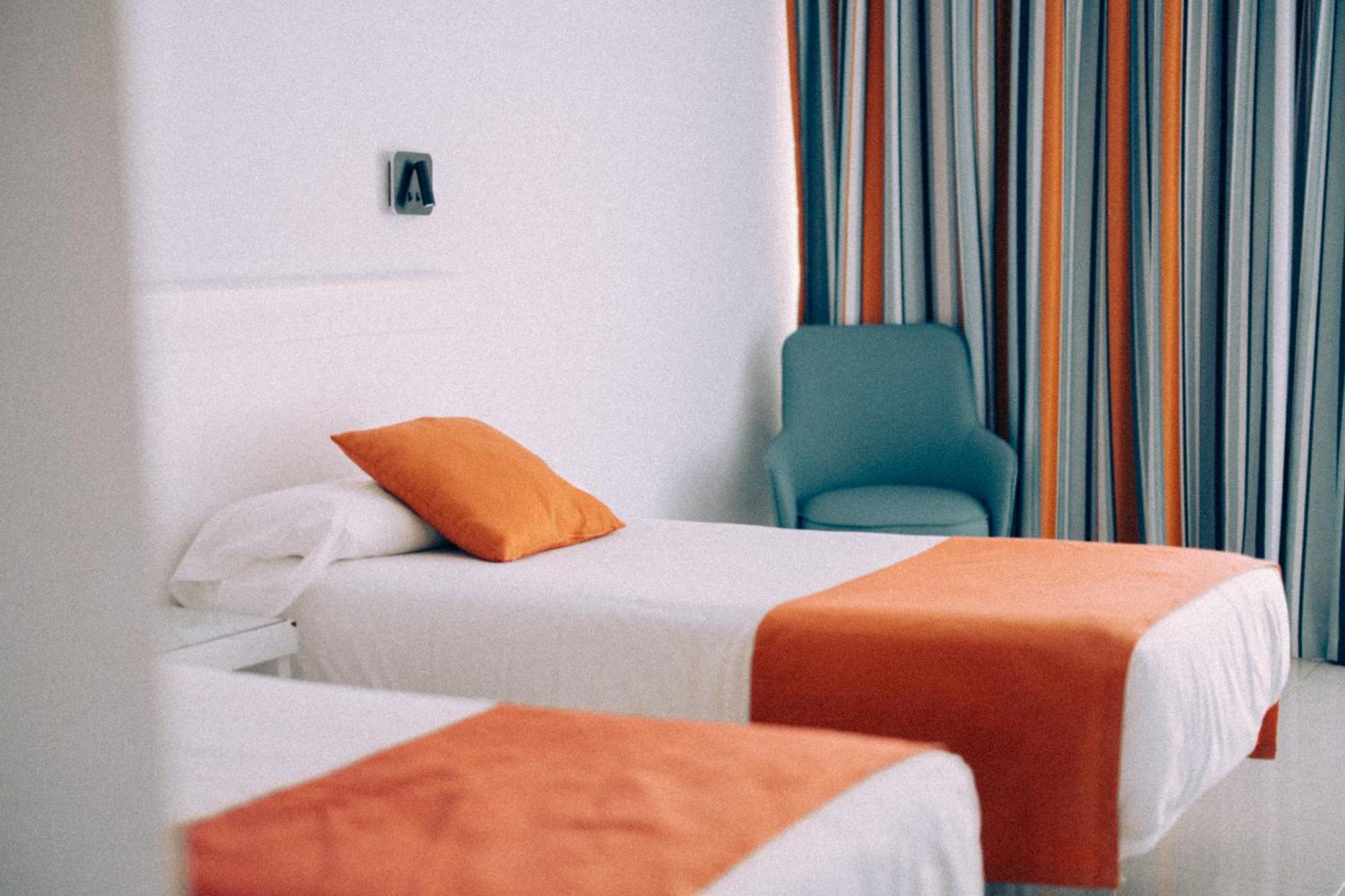 Marina Resort Benidorm - The Original Benidorm Vibe מראה חיצוני תמונה
